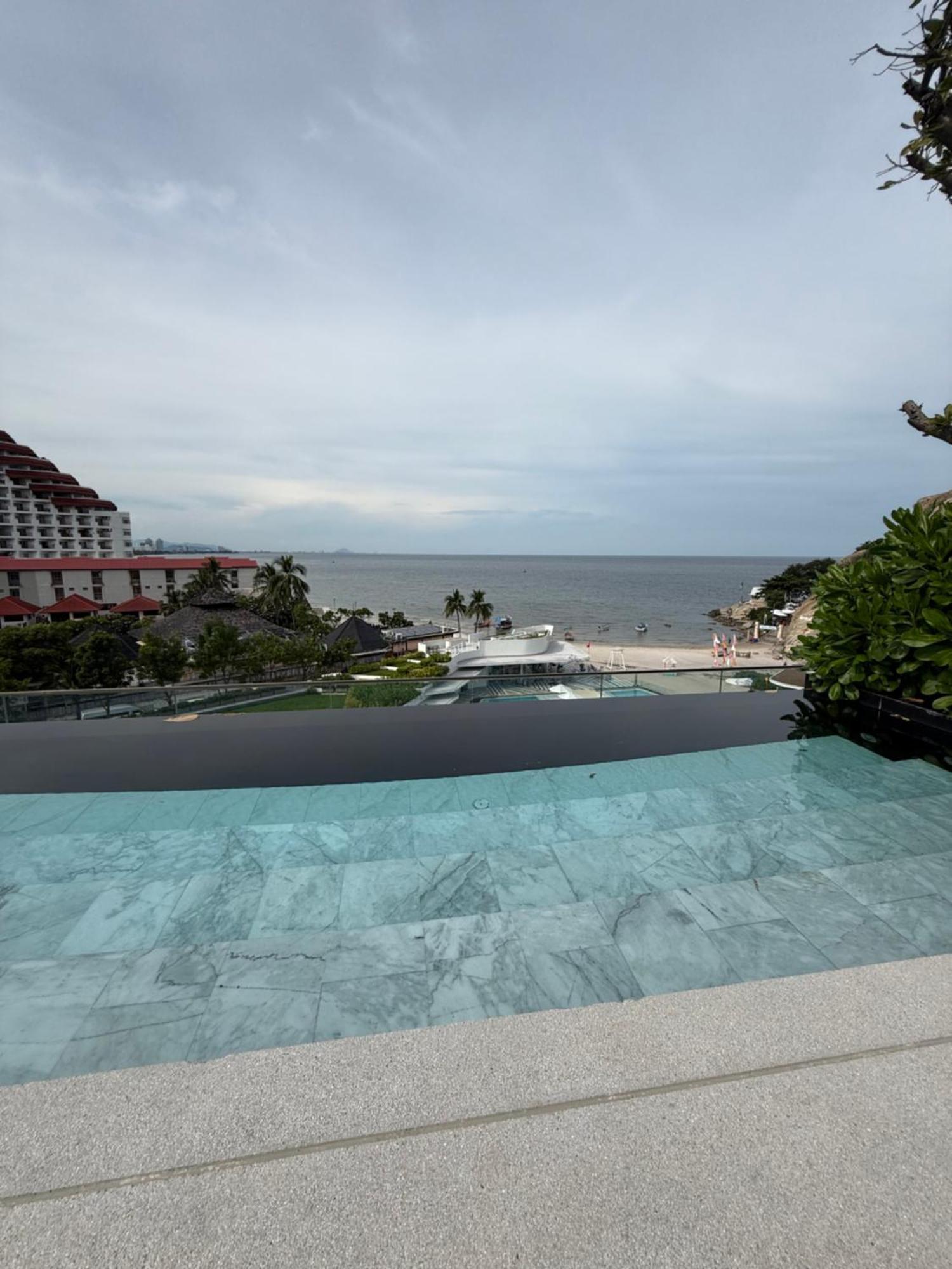 3 Bedrooms 5 Stars With Sea View In Veranda