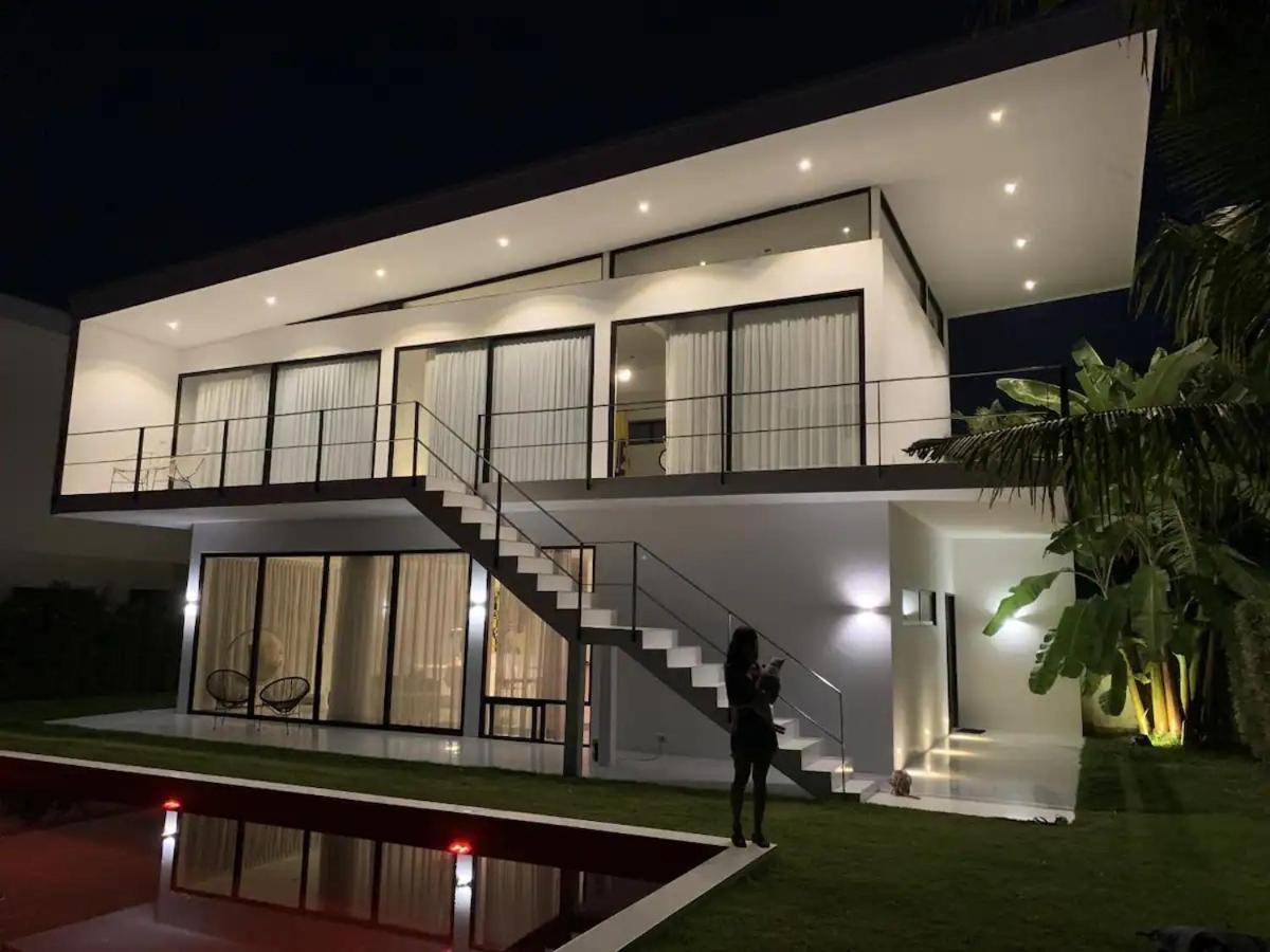 White Lagoon Villa