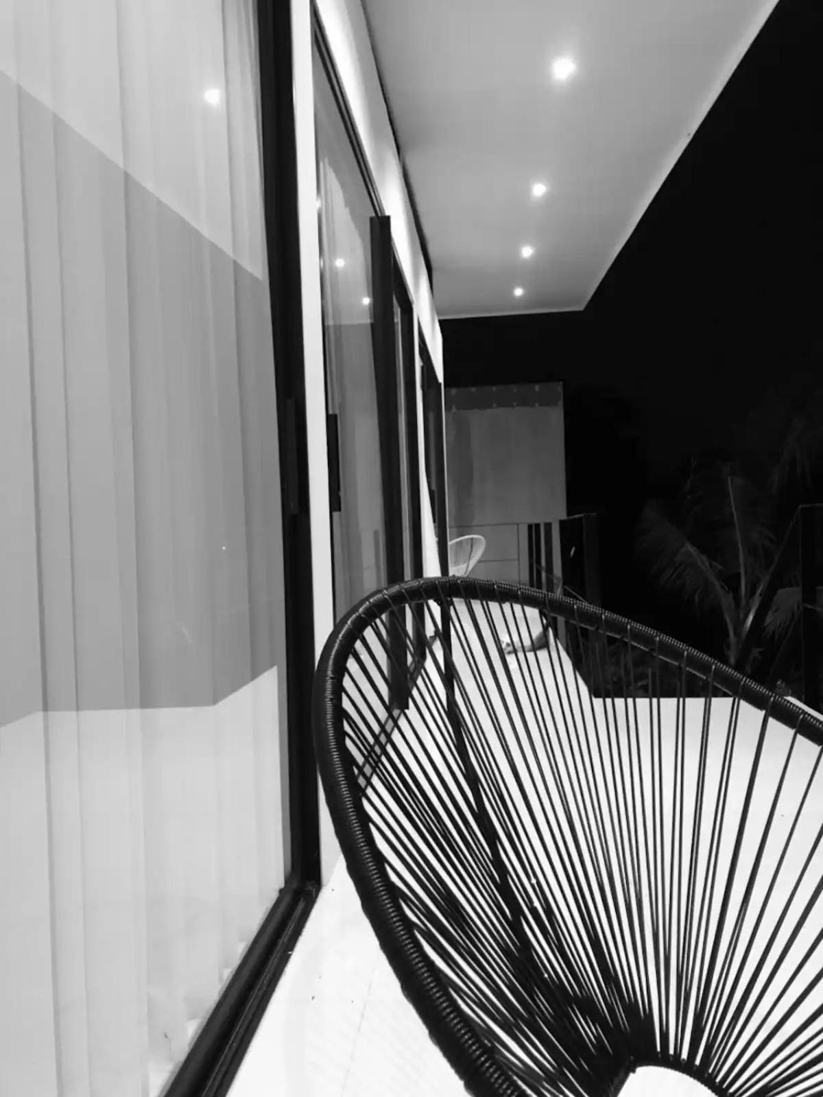 White Lagoon Villa *
