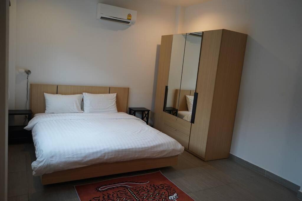 Villa Cozy 4-bedroom Pool Villa, Black Mountain Golf Course, Orchid Paradise Home,hua Hin *