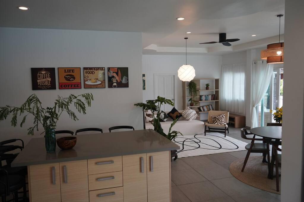 Cozy 4-bedroom Pool Villa, Black Mountain Golf Course, Orchid Paradise Home,hua Hin