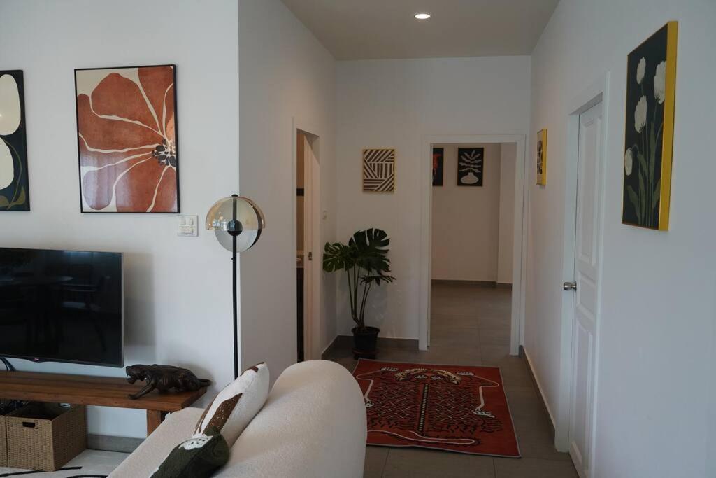 Villa Cozy 4-bedroom Pool Villa, Black Mountain Golf Course, Orchid Paradise Home,hua Hin