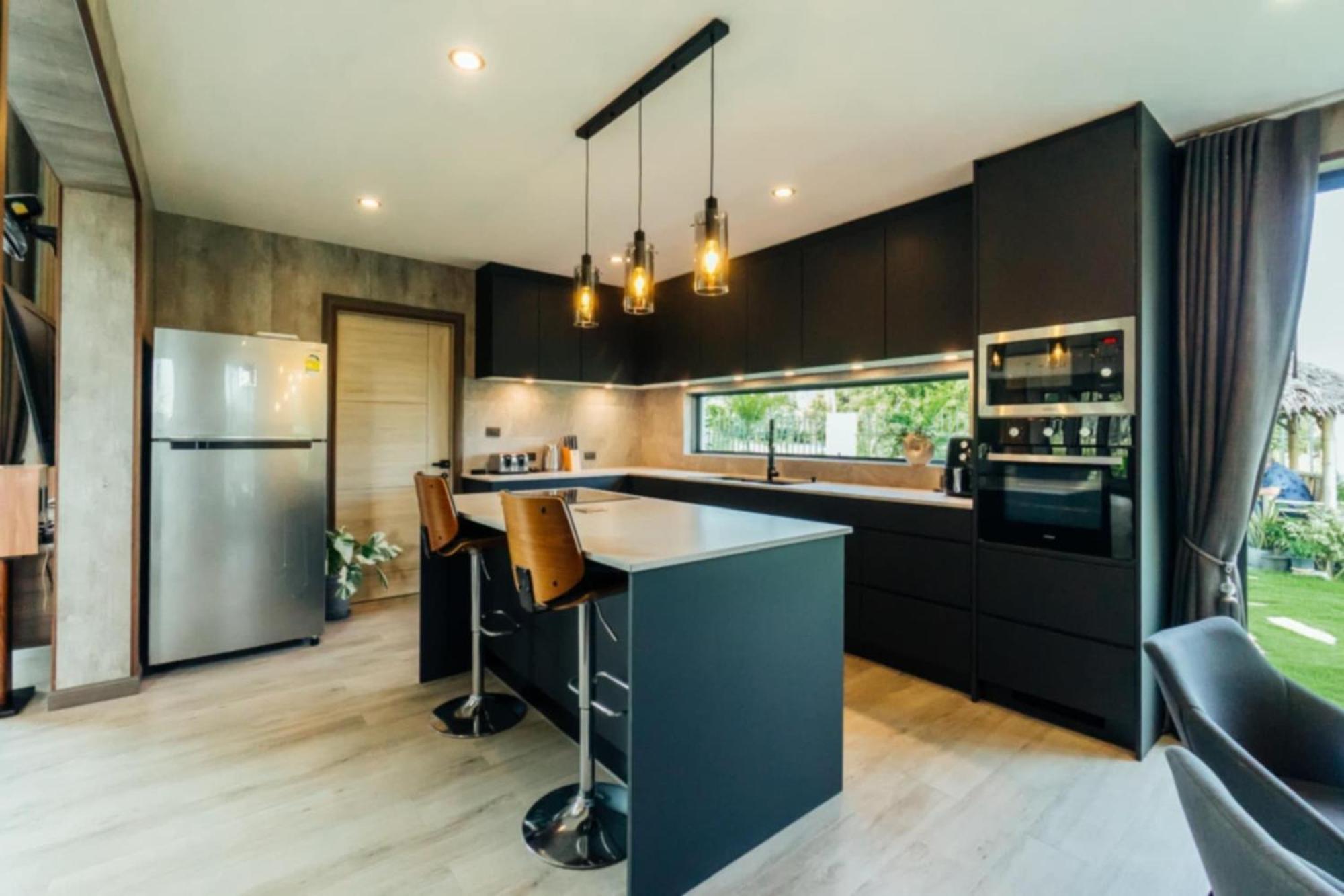 5-bedroom Luxurious 5-star With Private Pool