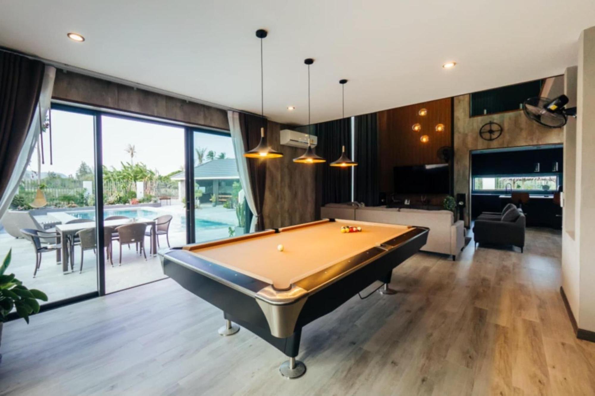 Villa 5-bedroom Luxurious 5-star With Private Pool Hua Hin