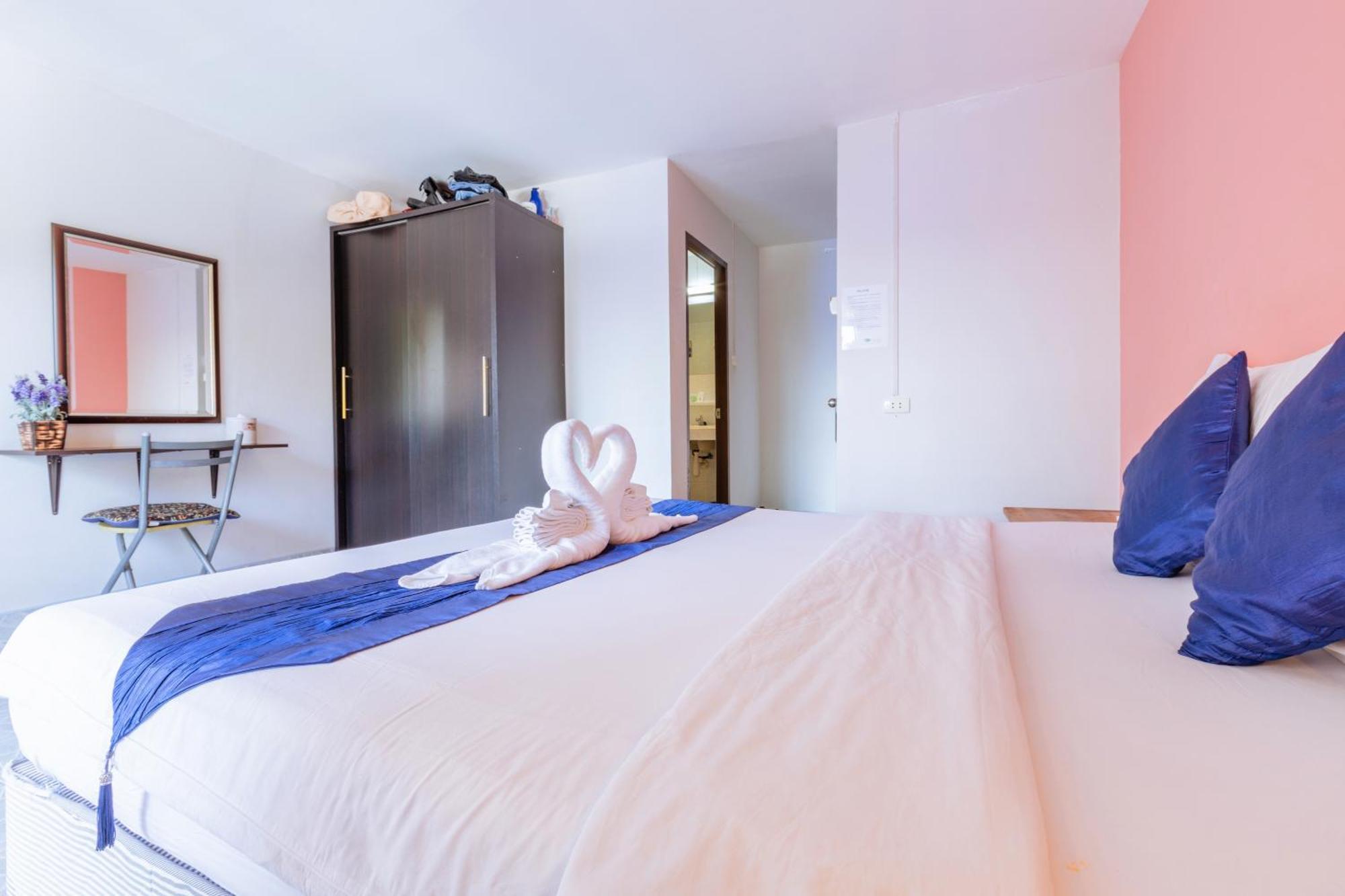 Hotel Star 2*