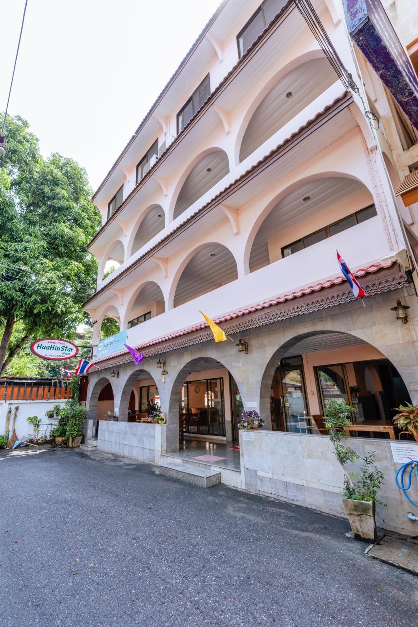 Hotel Star 2*