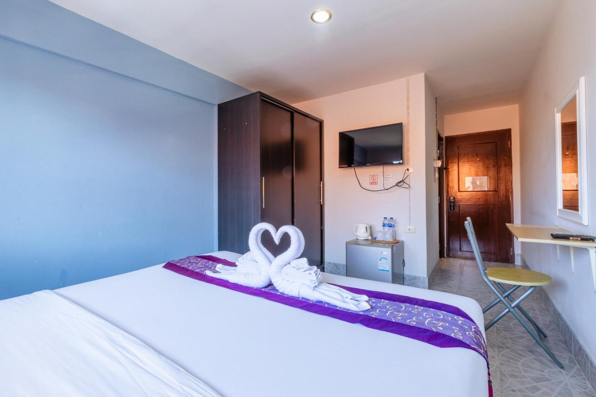 Hotel Star 2*