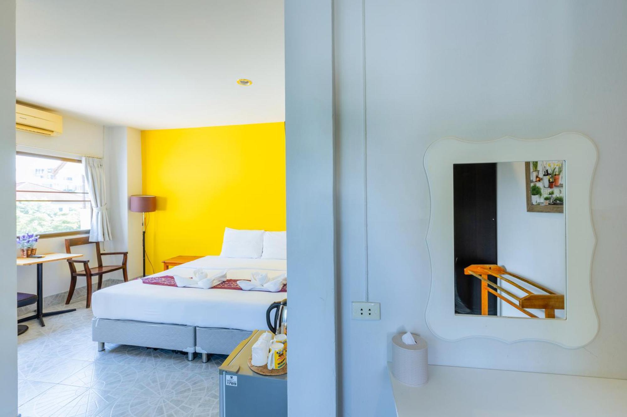 Hotel Star 2*