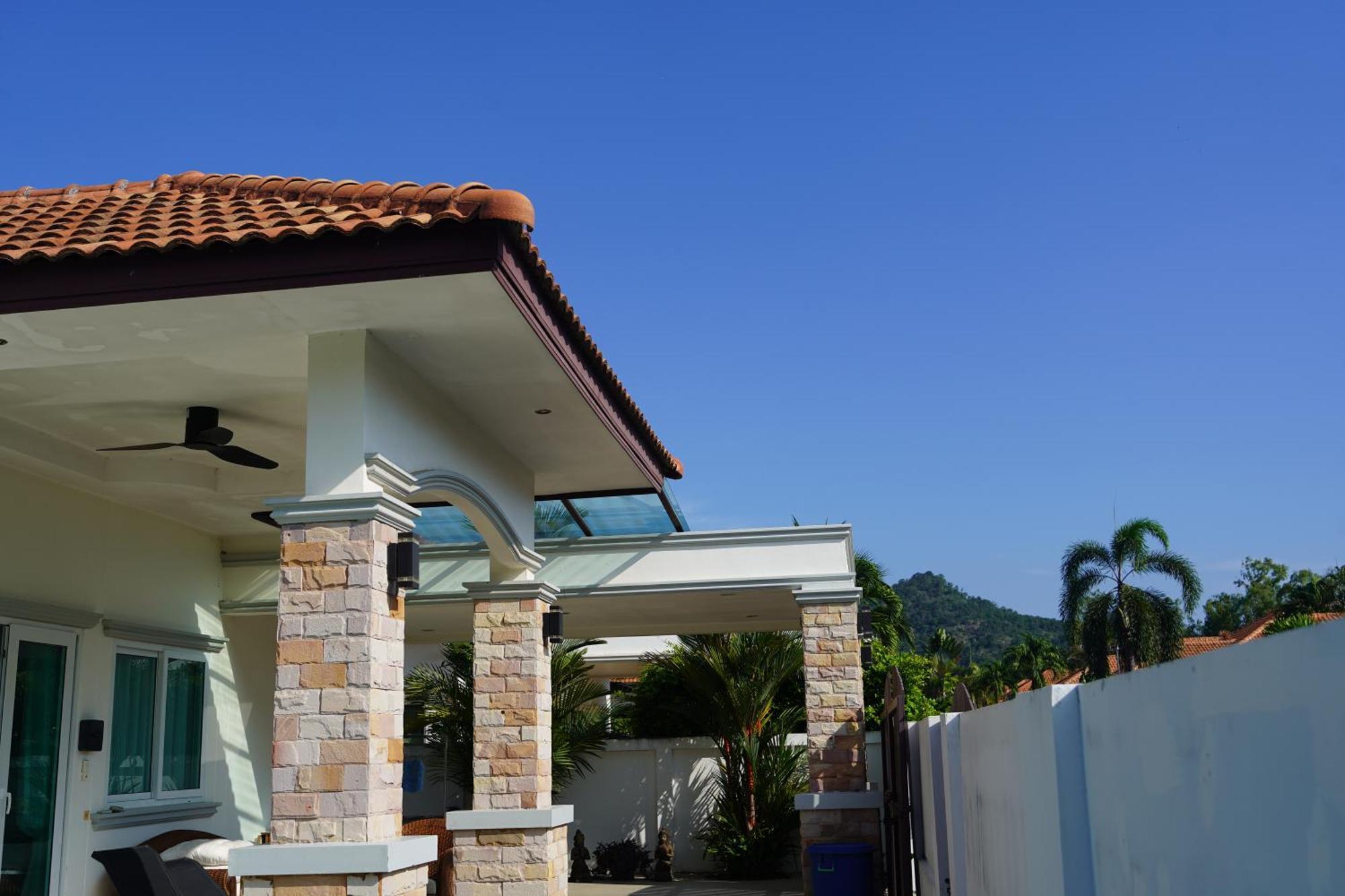 Cozy 4-bedroom Pool Villa, Black Mountain Golf Course, Orchid Paradise Home,hua Hin Villa