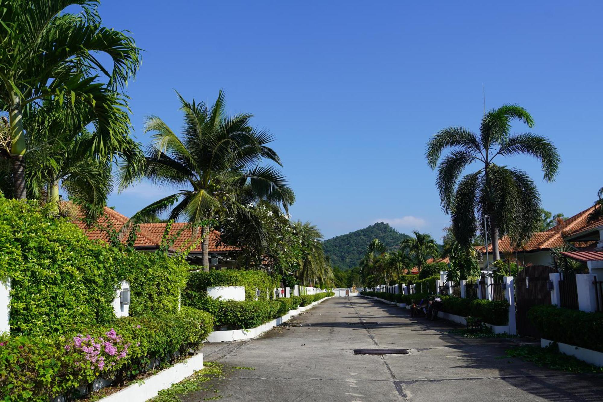 Cozy 4-bedroom Pool Villa, Black Mountain Golf Course, Orchid Paradise Home,hua Hin Villa Hua Hin