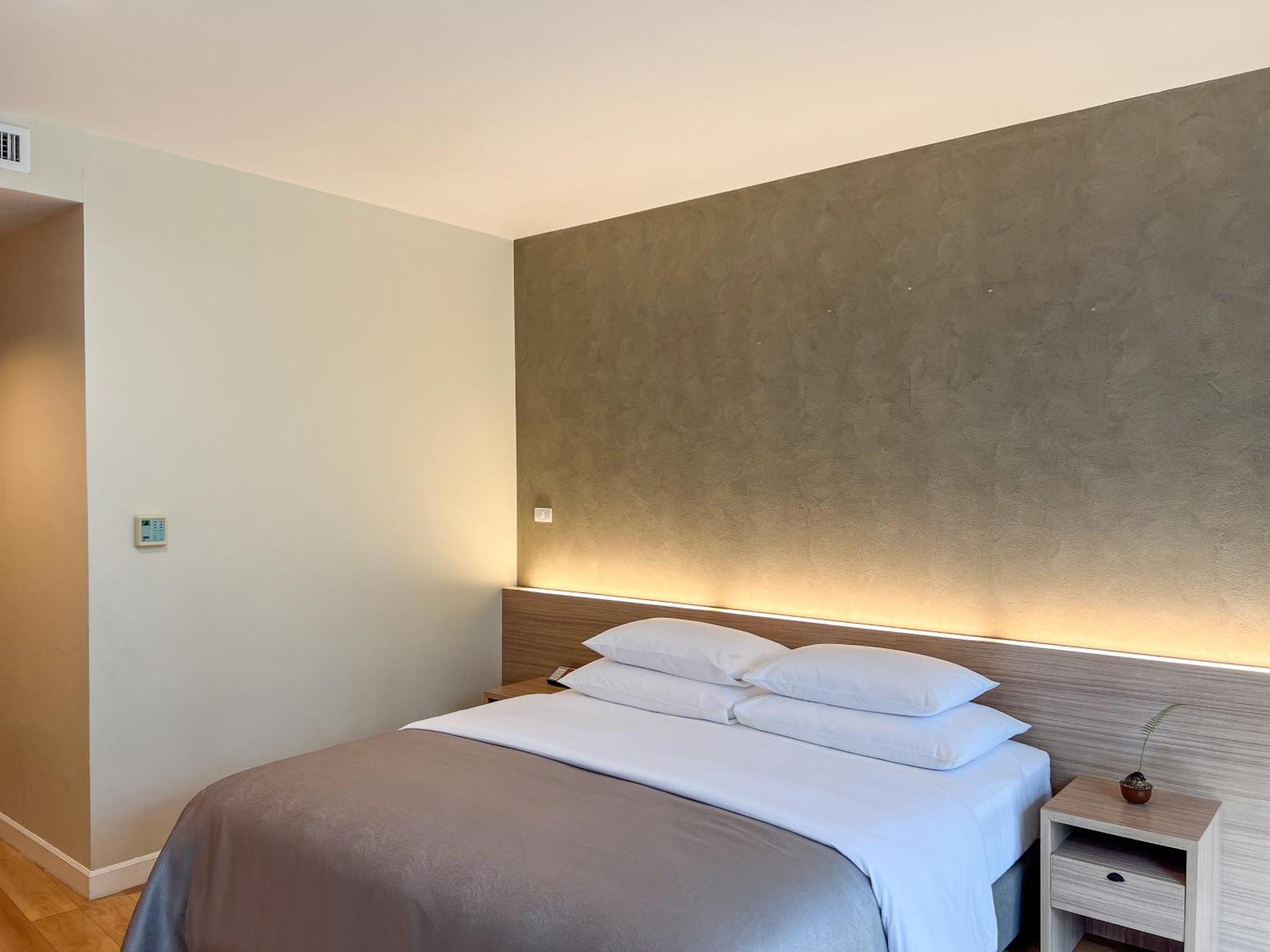 The Kaset, Hotel 5*