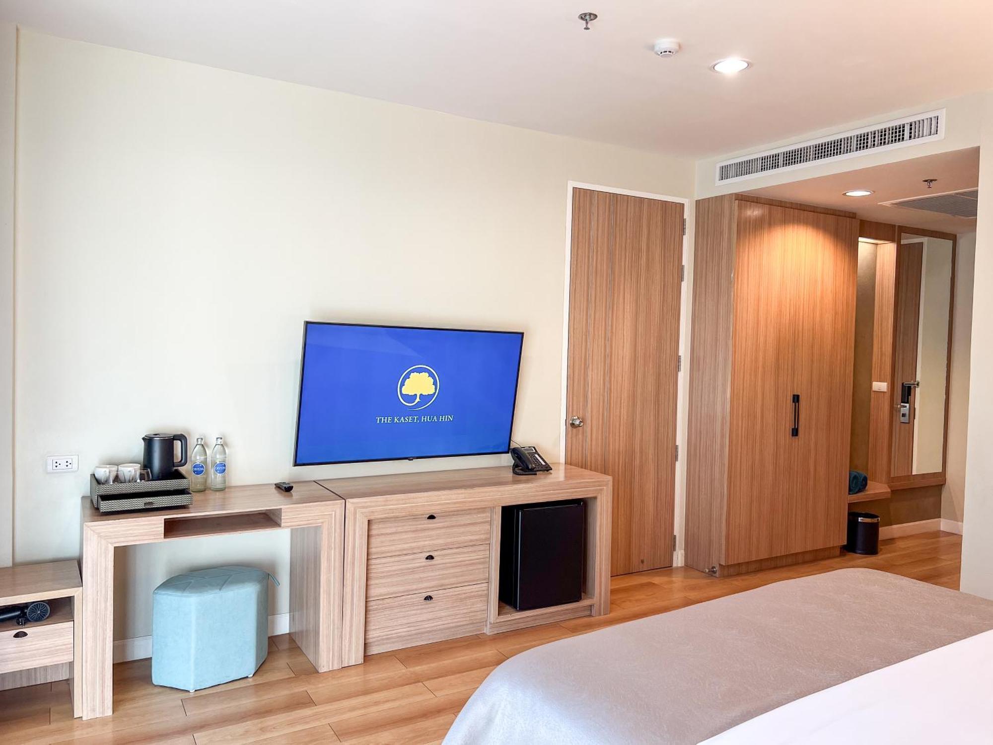 Hotel The Kaset,