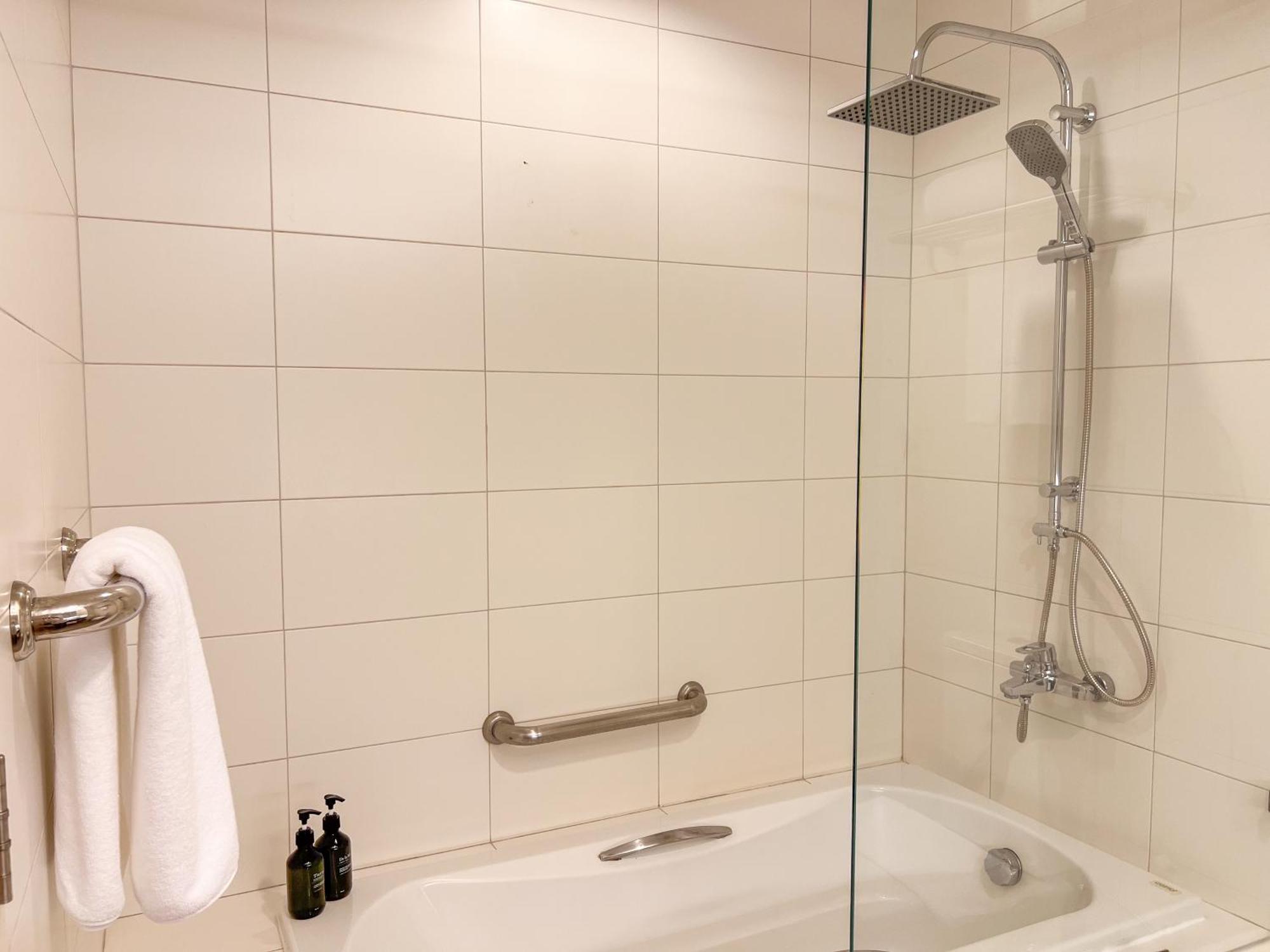 The Kaset, Hotel 5*