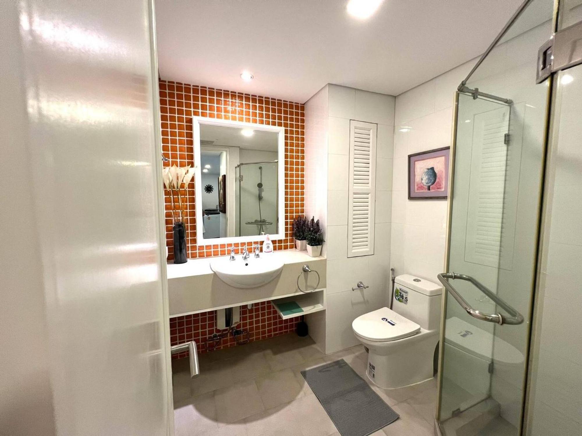 One Bedroom At Main Downtown With 5 Mins Walk To Hua Hin