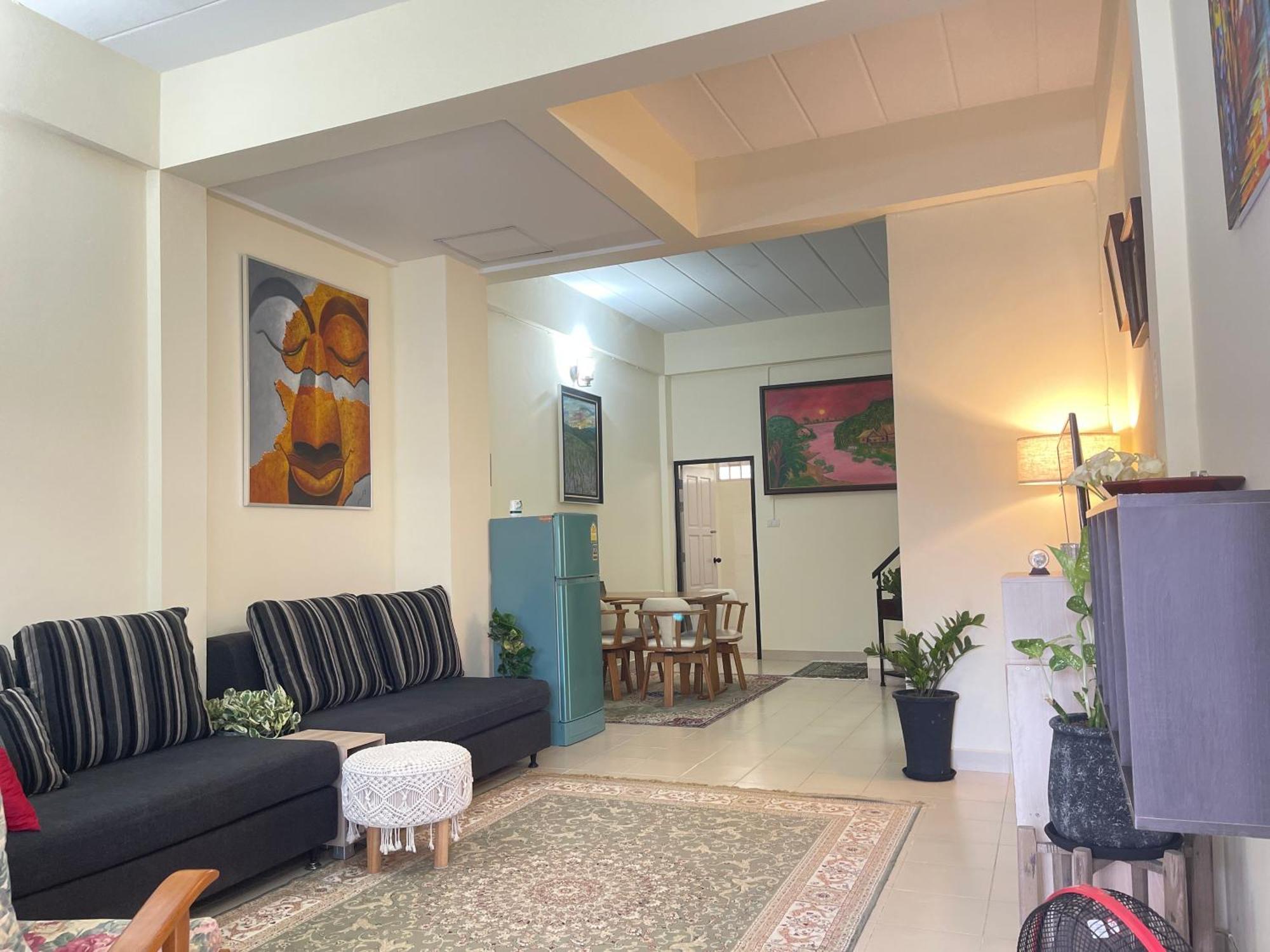 Malee House 3 *