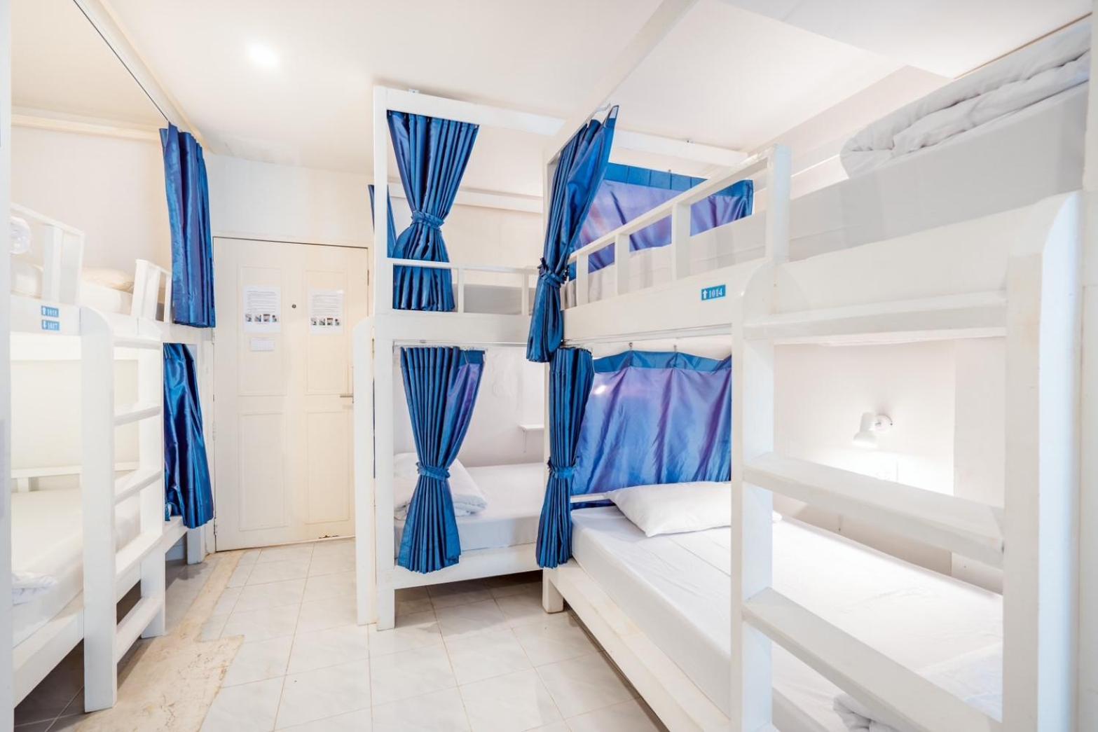 Sleepeasy By Baankangmung Hostel *