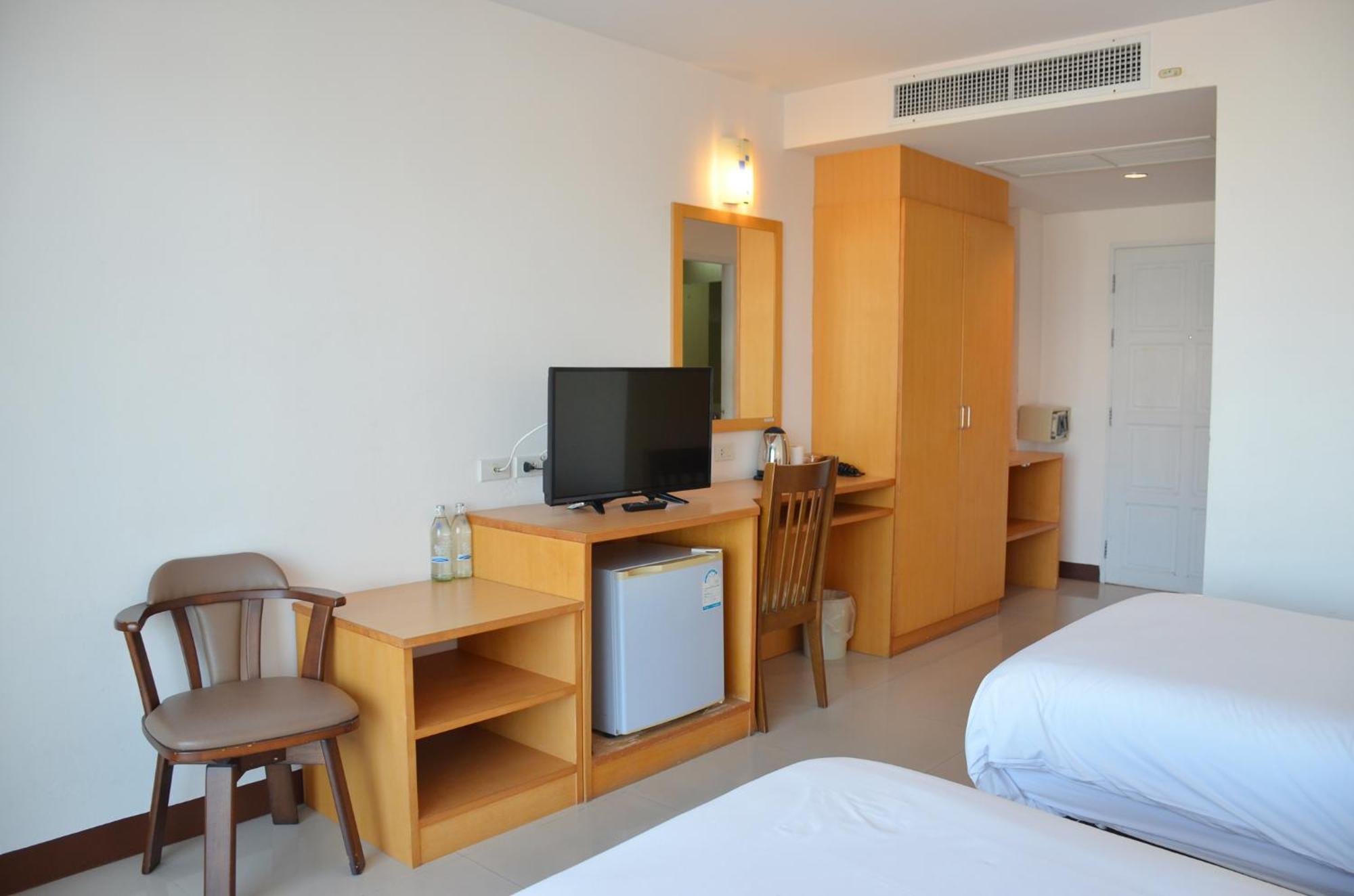 Baan Manthana Hotel, Hotel 3*