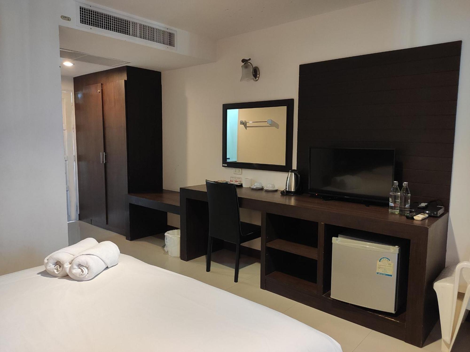 Baan Manthana Hotel, 3*