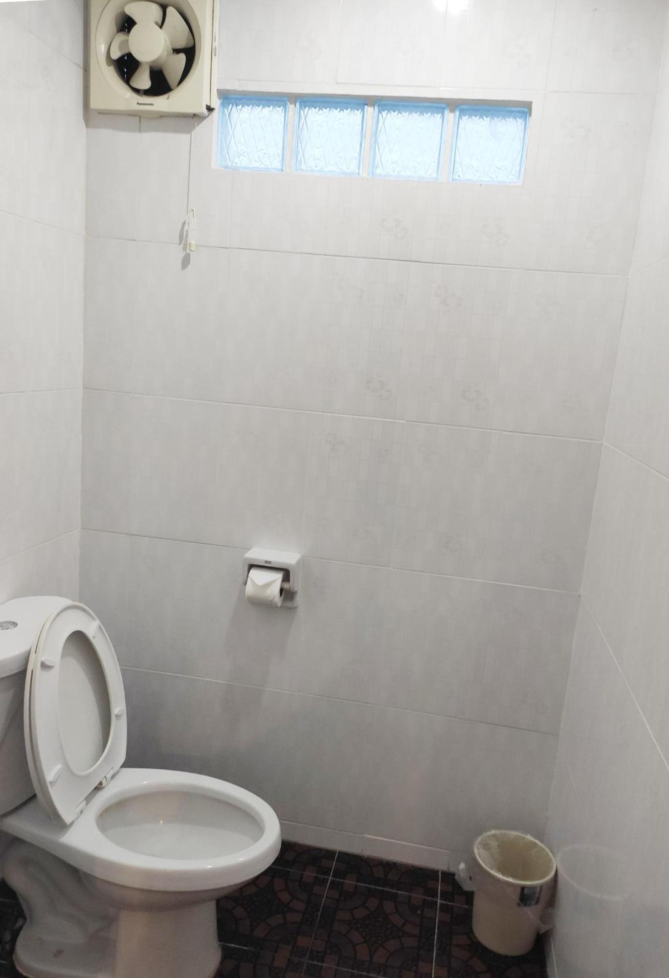 Baan Manthana Hotel, 3*