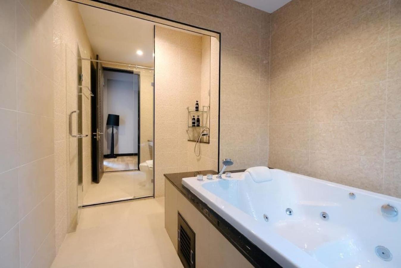 The Sea-cret Garden Hotel