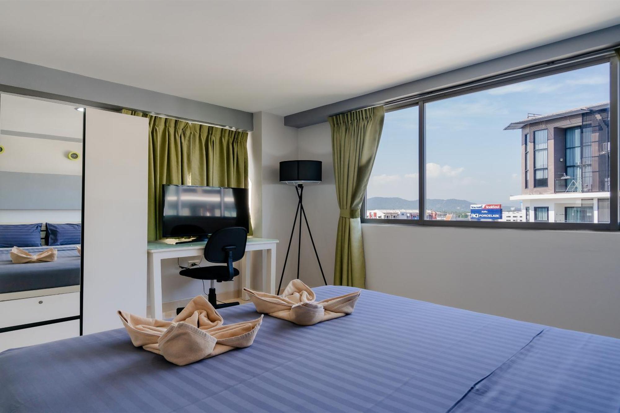 First - Happy Rent Apartment *