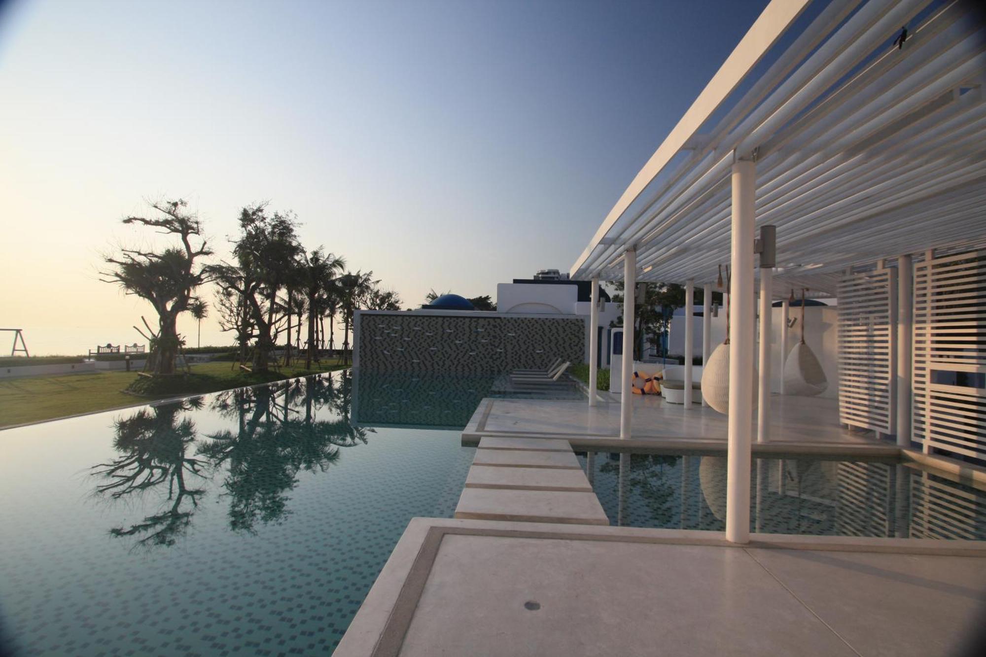 The Crest Santora - Family - Pool Access - Monthly Rent Only Apartment *