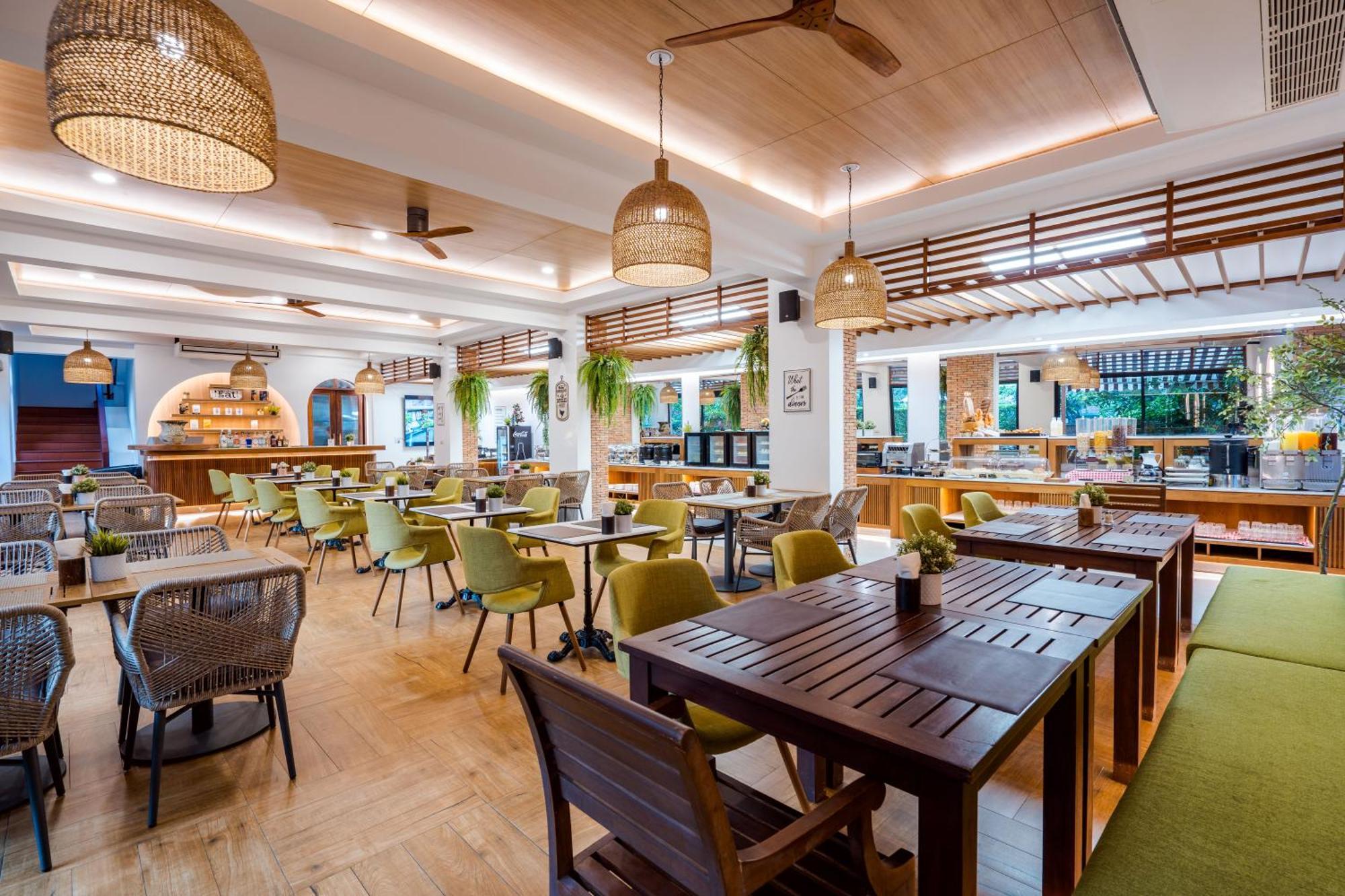 Khu nghỉ mát Ayrest 4*