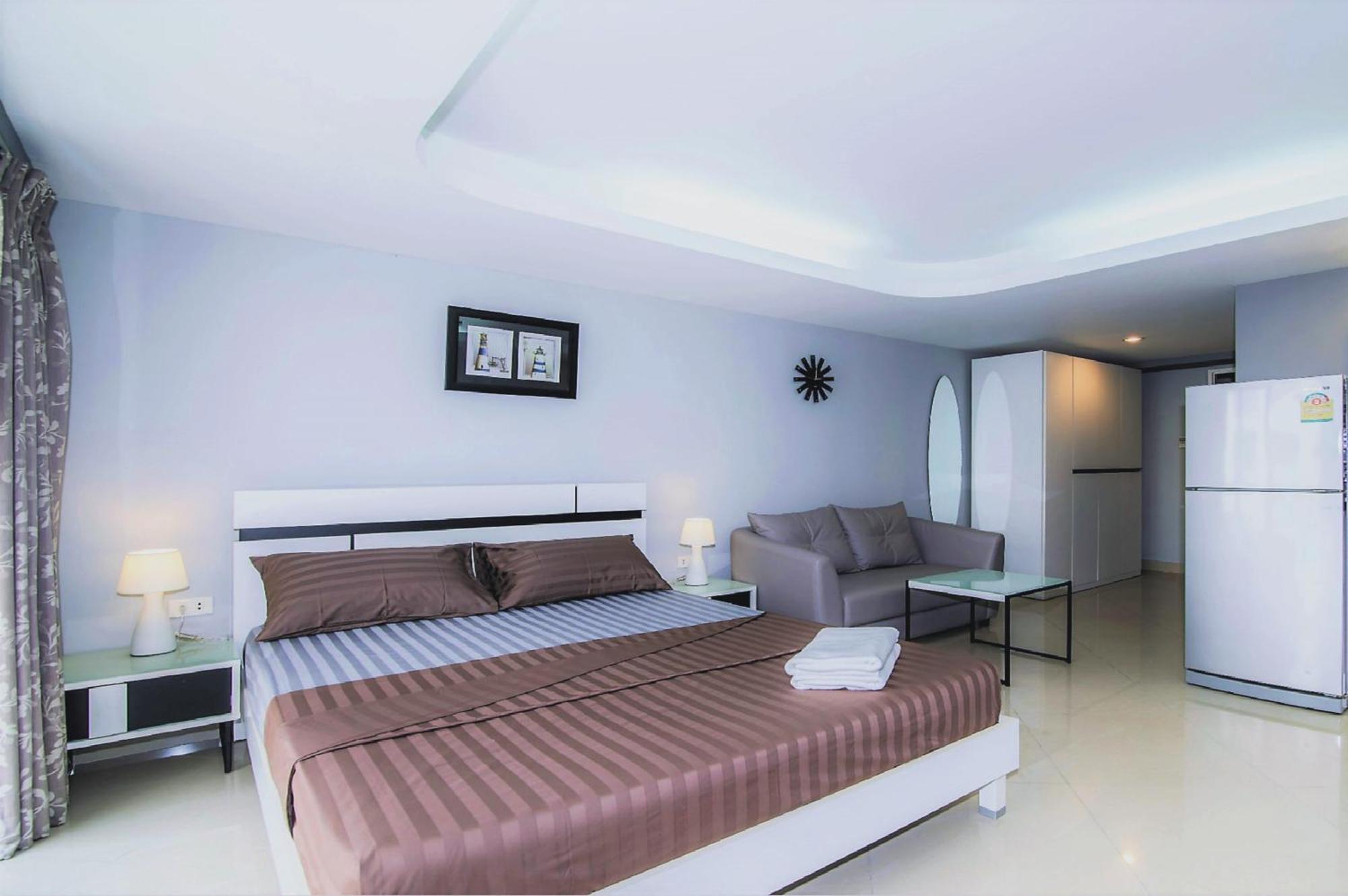 Hin Nam & Maysa - Happy Rent Apartment HHQ