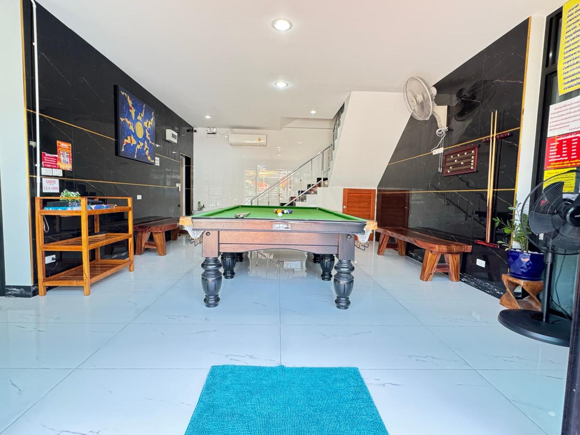 P Henry&app Poolvilla Hua Hin