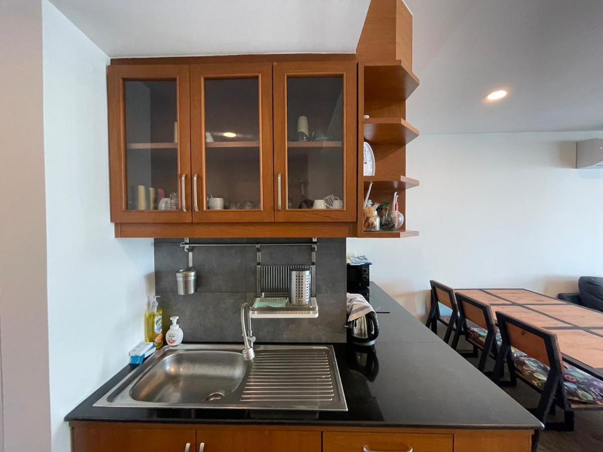 2 Bedder Front In Prime Location