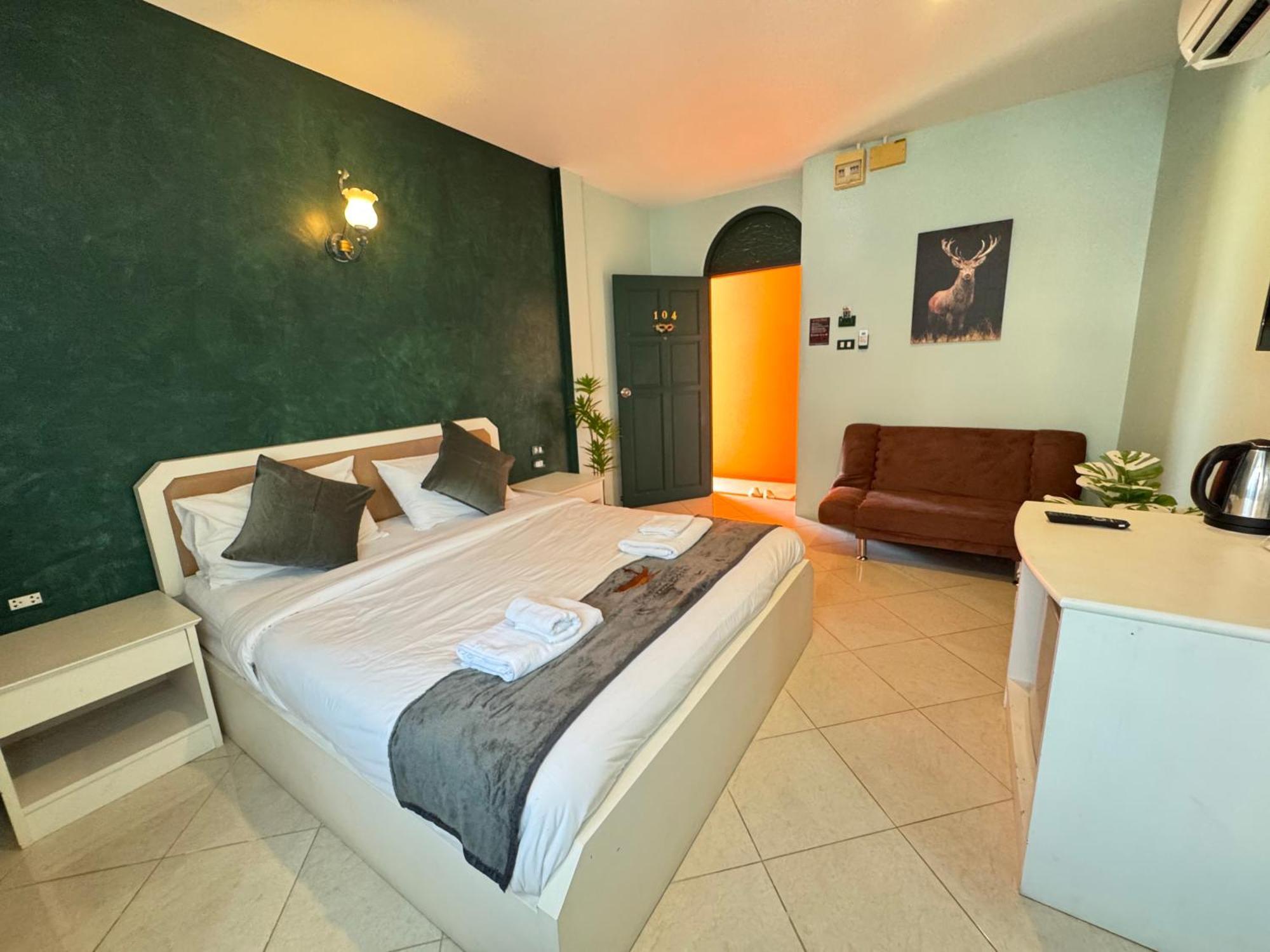 Venice Hotel