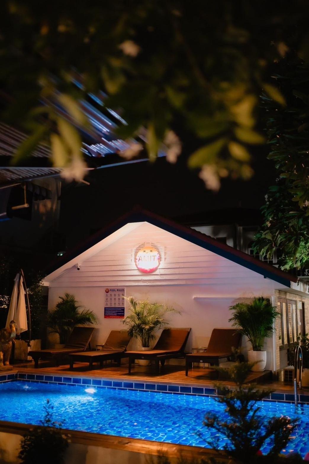 Amit 51 Hua Hin