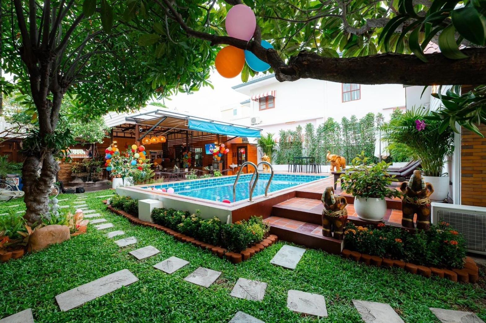 Amit 51 Hotel 3*
