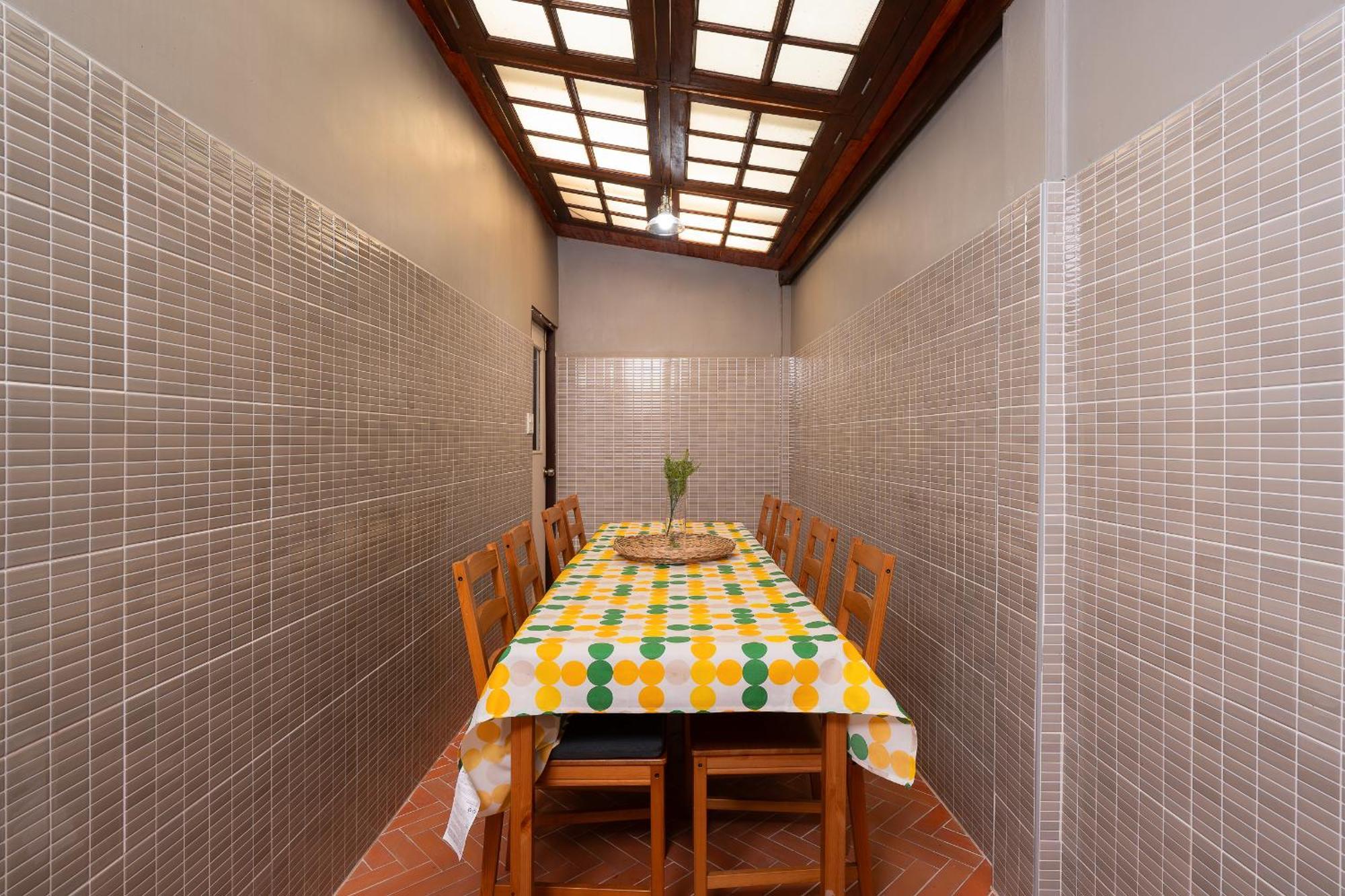 Villa Spacious Homey Pool With Private Parking, Fenced Yard, Bbq, 5min To Beach, Pet-friendly