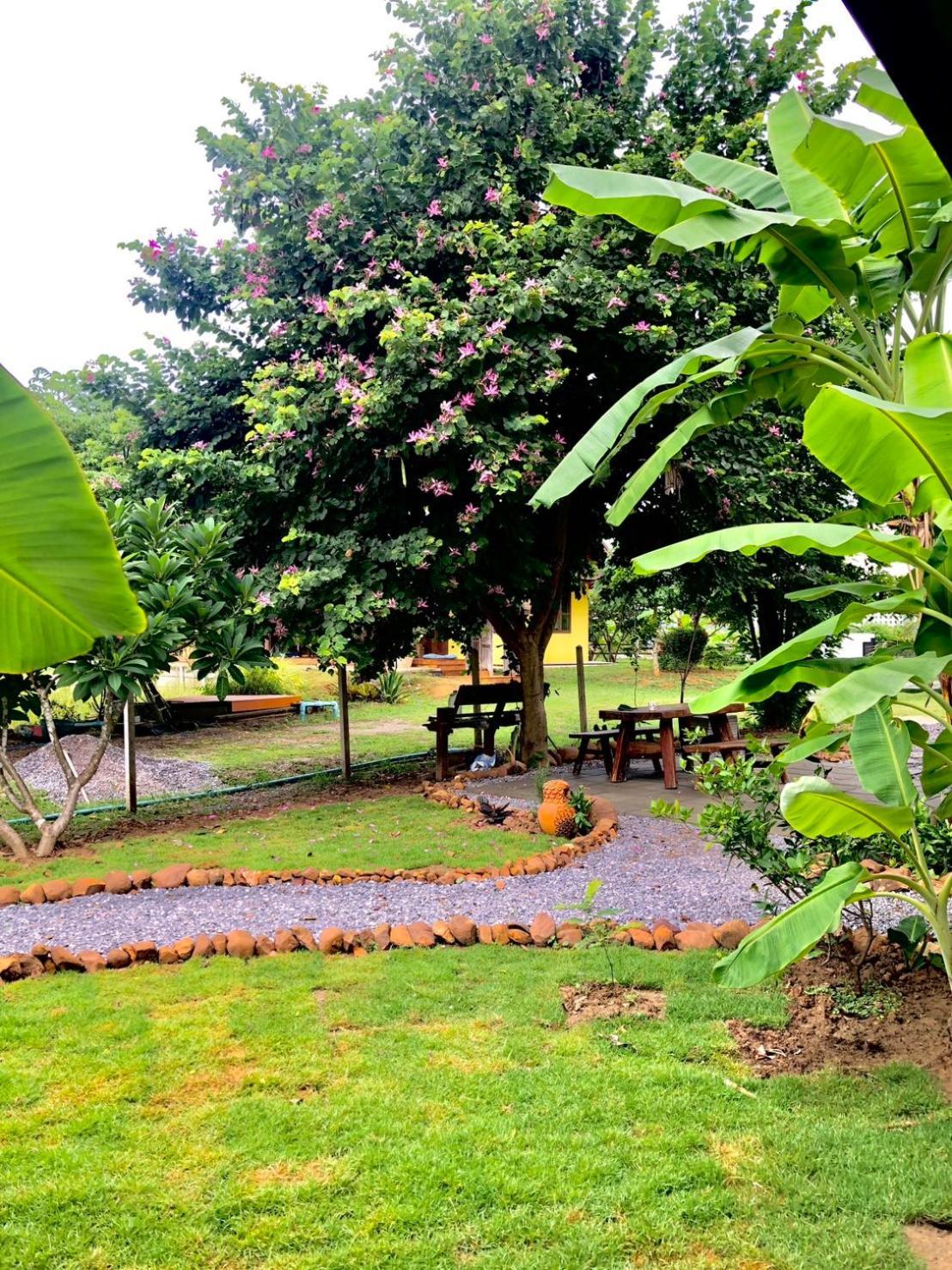 Pool Dara Lodge