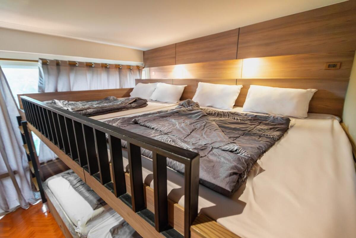 Oceanfront 2br Family And Friends Getaway Apartment Hua Hin
