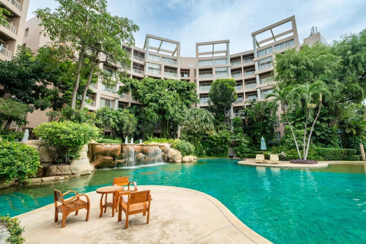 Oceanfront 2br Family And Friends Getaway Apartment