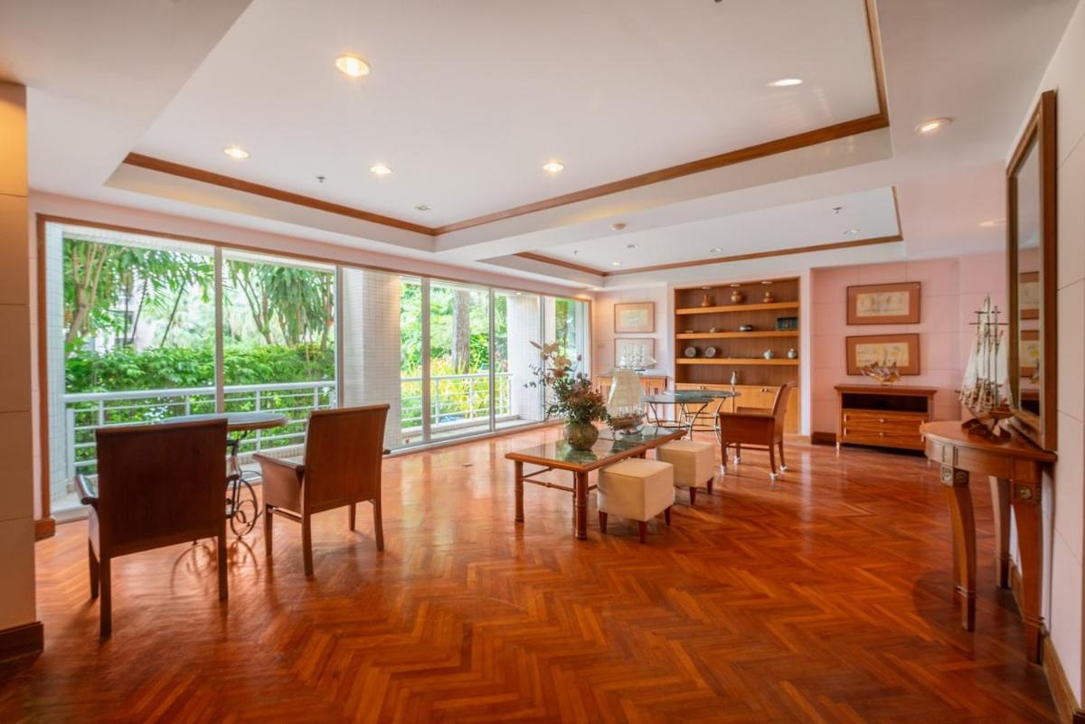 Oceanfront 2br Family And Friends Getaway Apartment Hua Hin