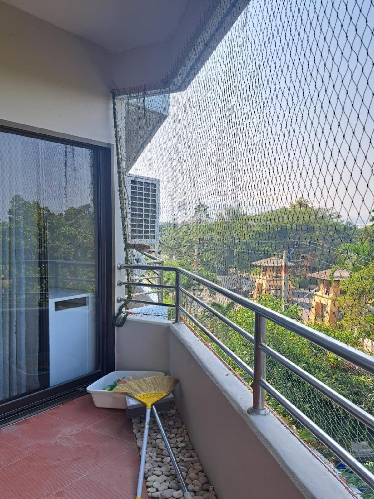 Apartment Spacious In Palm Pavilion Near Airport