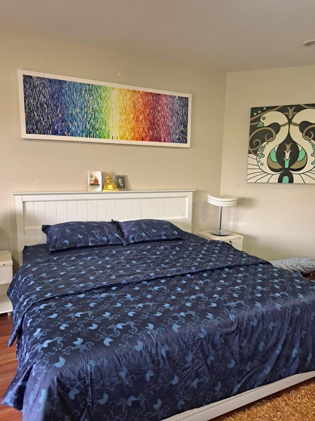 Spacious In Palm Pavilion Near Airport Apartment *
