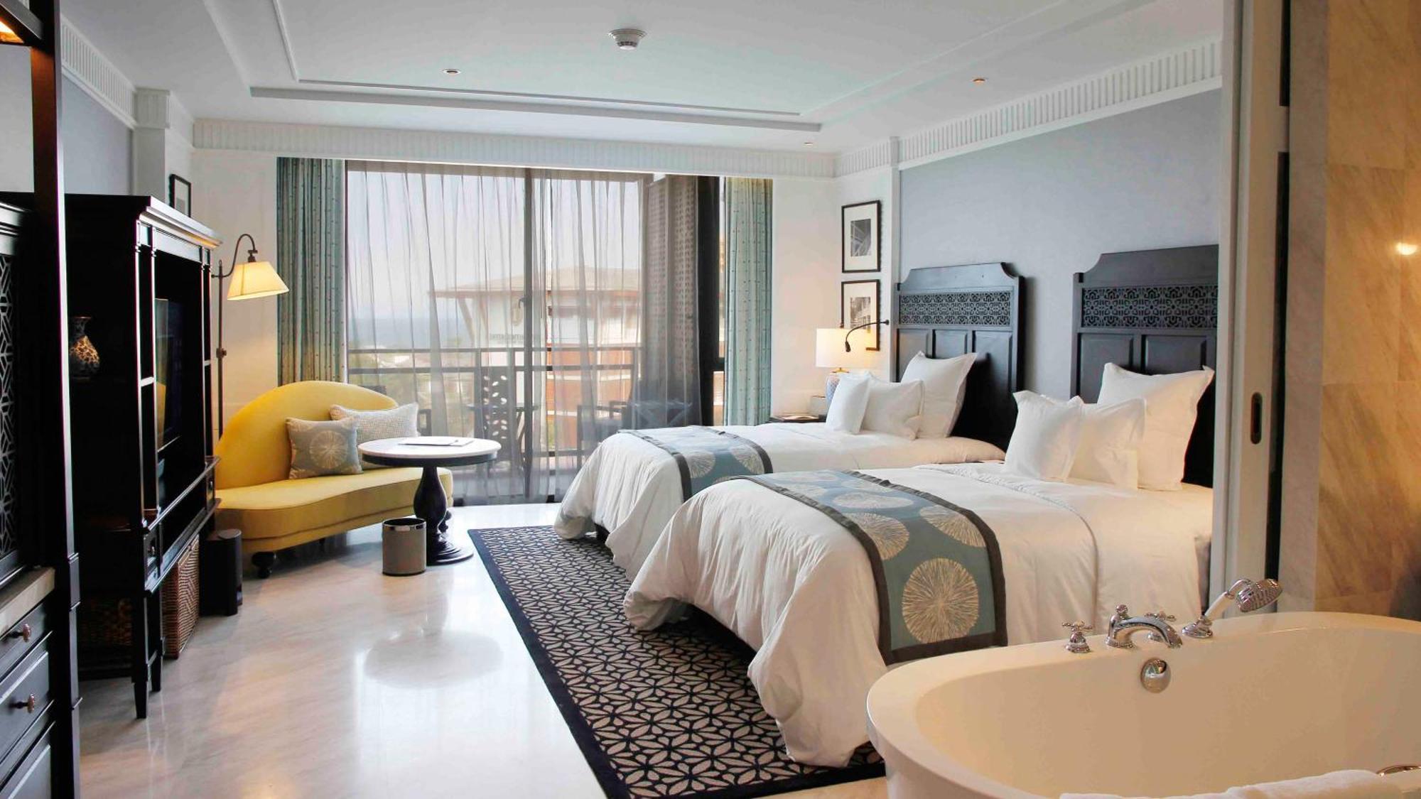 Intercontinental By Ihg 5*
