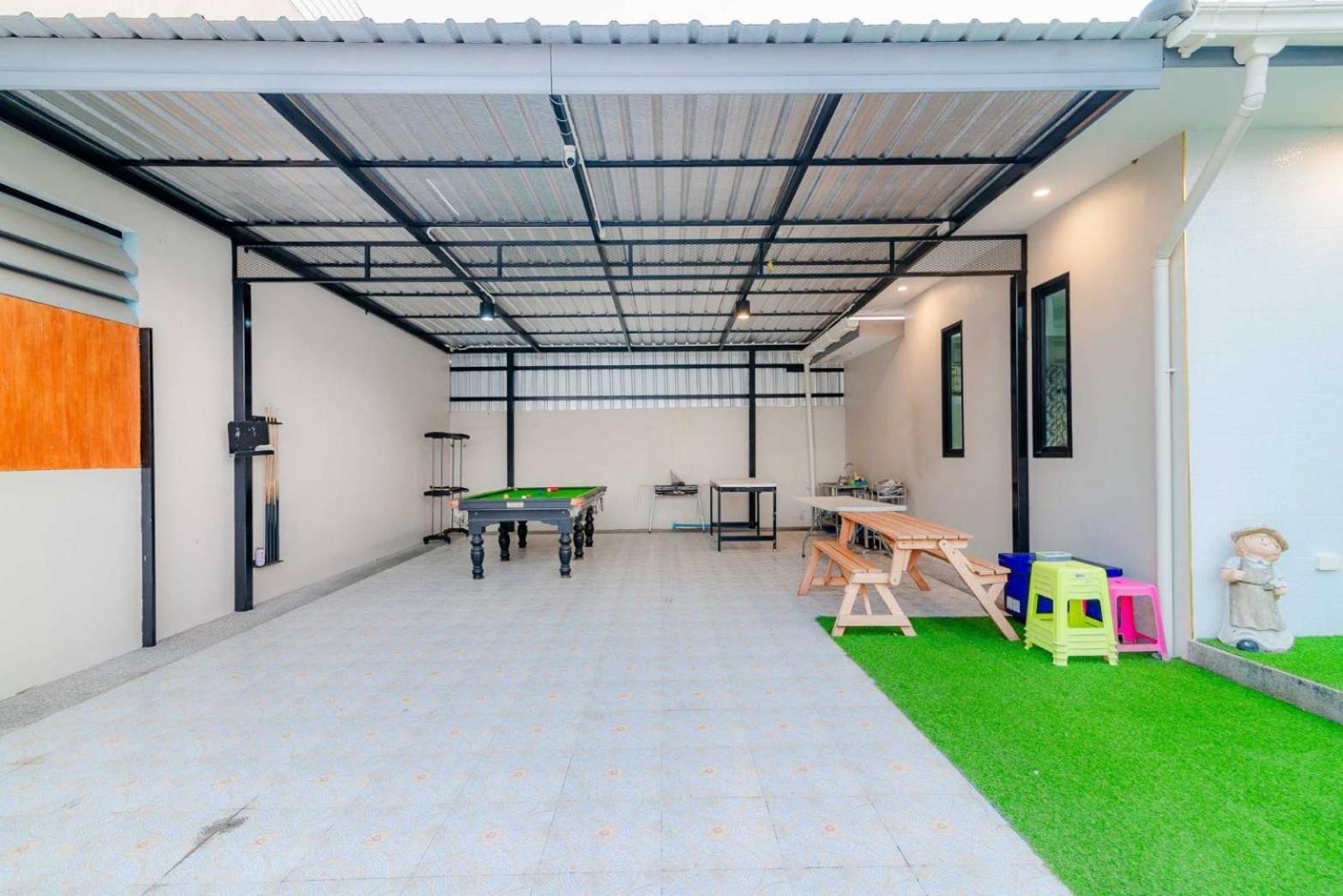 Pt House Villa *