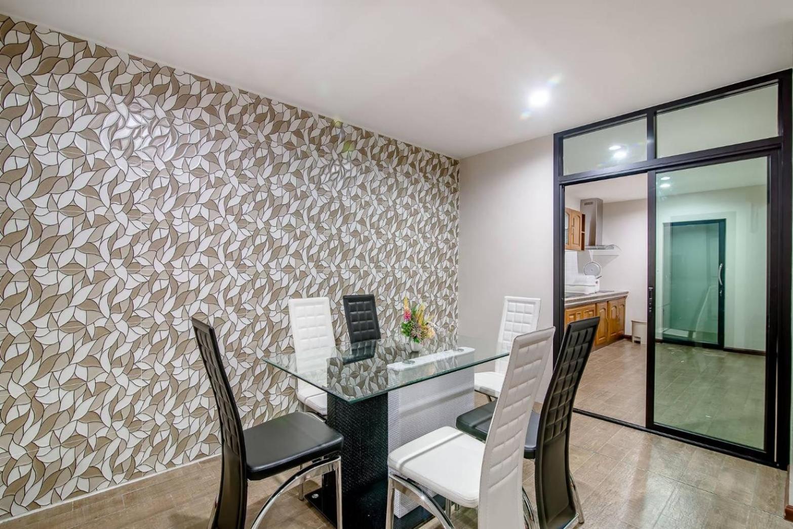 Pt House Villa *