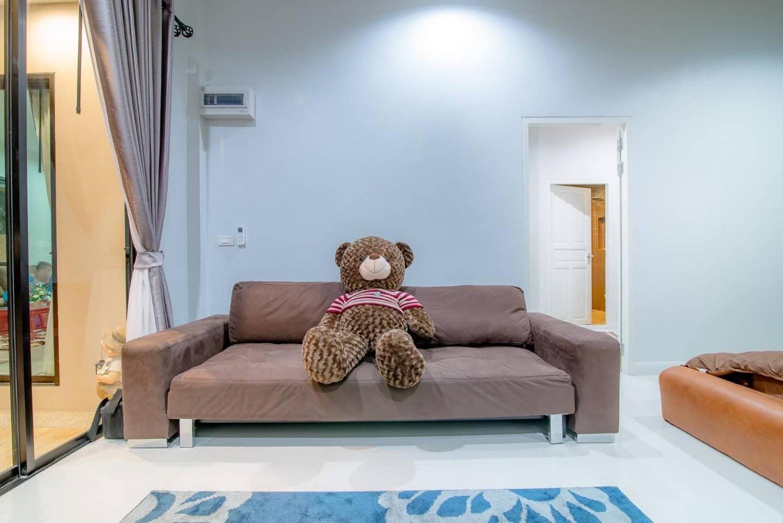Pt House Villa *