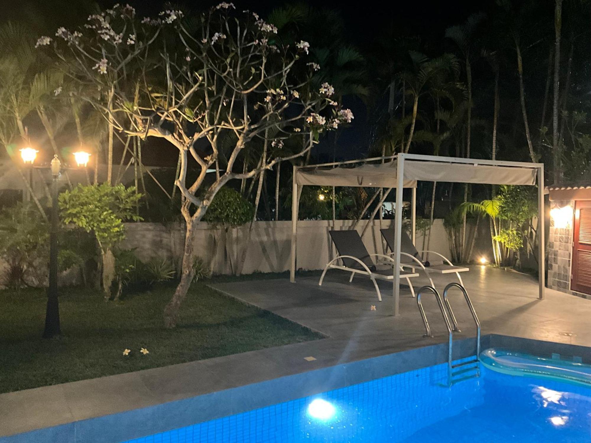 7 Minutes From Centre Orchid With Jacuzzi And Pool Table Vila