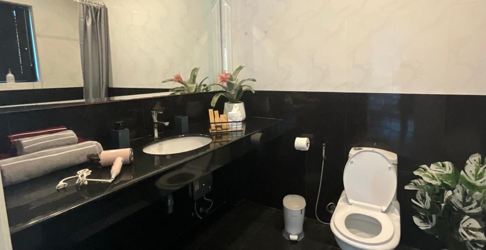 7 Minutes From Centre Orchid With Jacuzzi And Pool Table Hua Hin