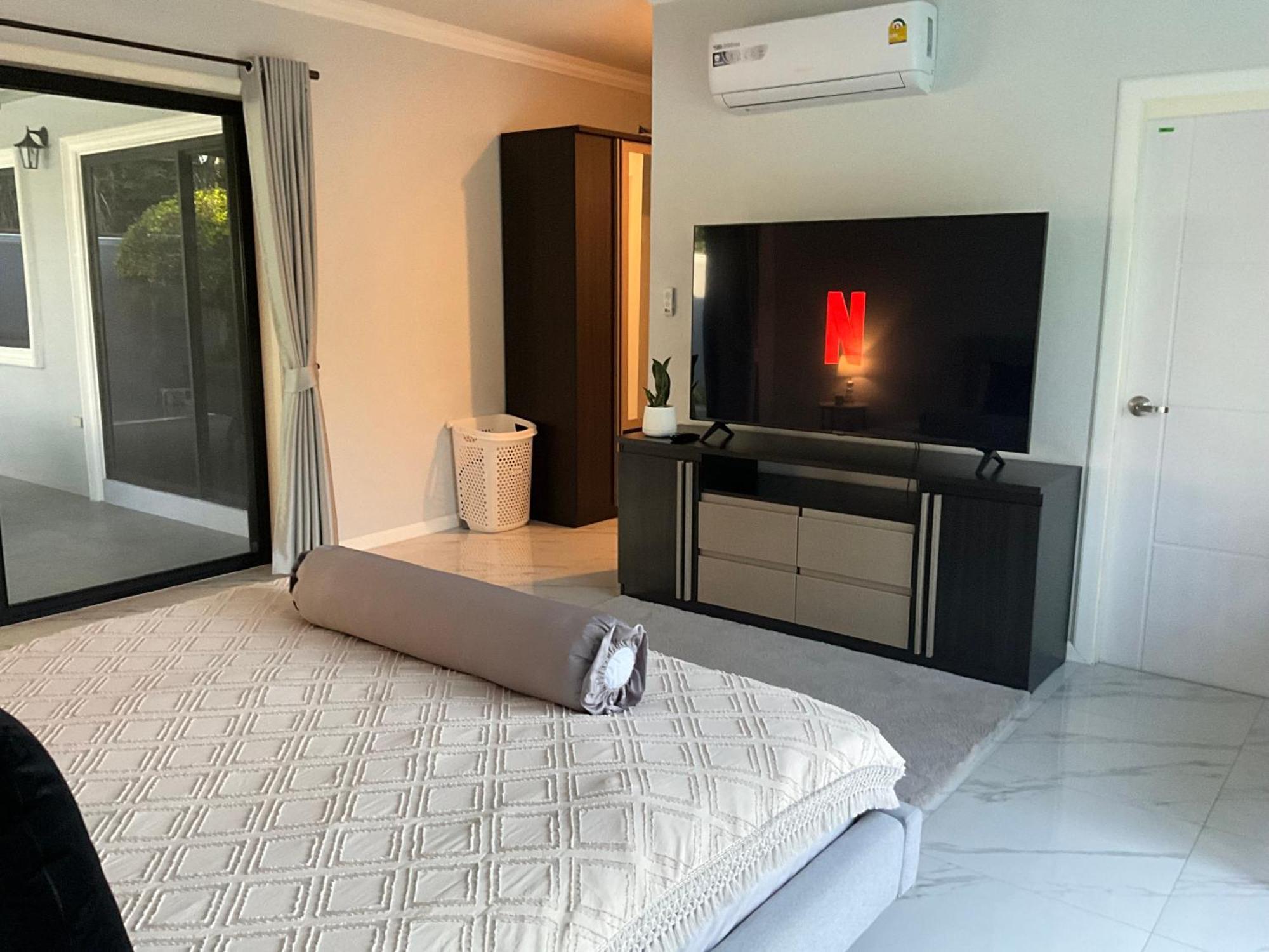 7 Minutes From Centre Orchid With Jacuzzi And Pool Table Vila *