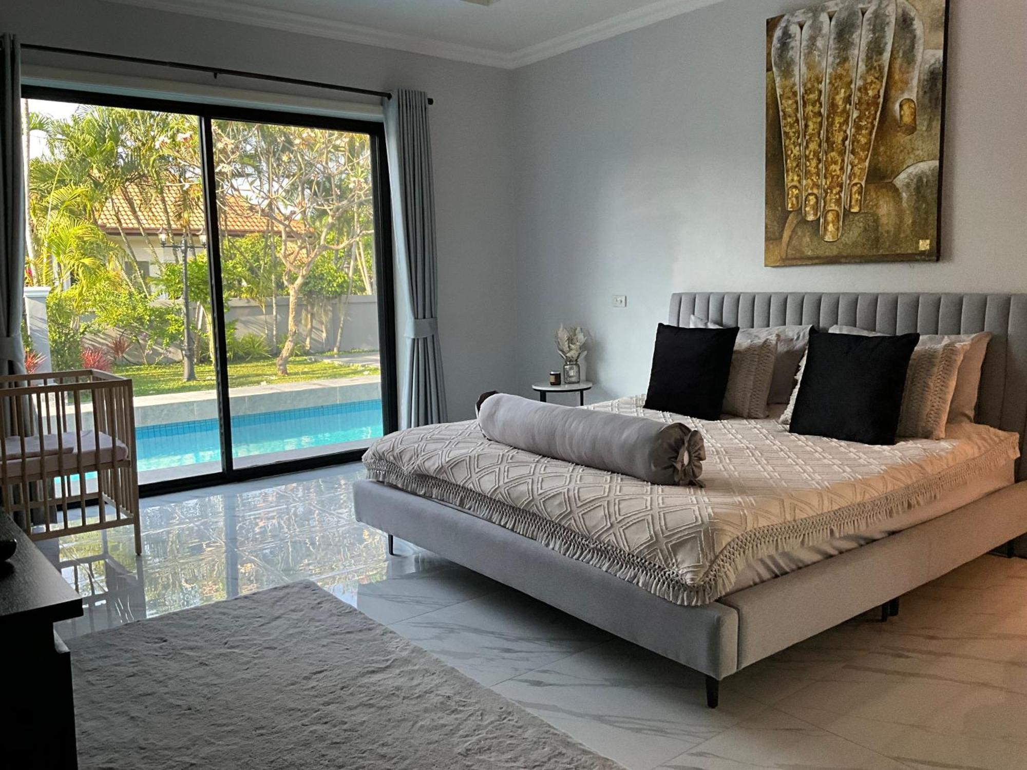 7 Minutes From Centre Orchid With Jacuzzi And Pool Table