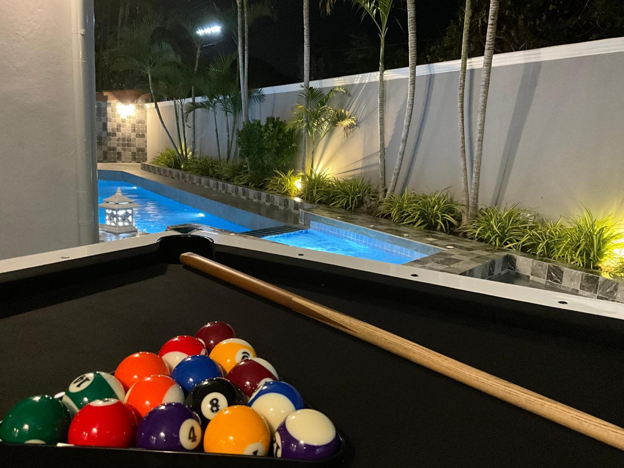 Vila 7 Minutes From Centre Orchid With Jacuzzi And Pool Table *