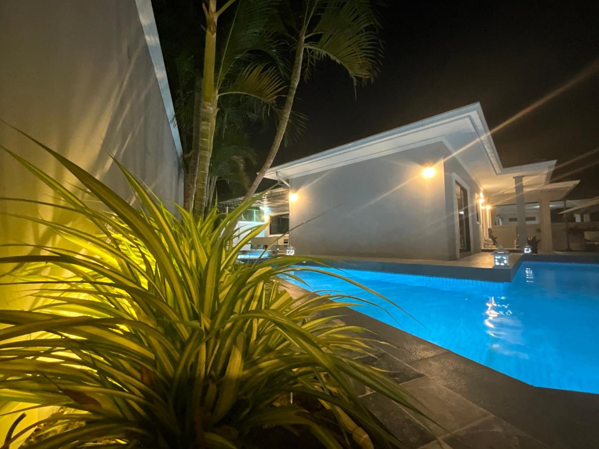 7 Minutes From Centre Orchid With Jacuzzi And Pool Table *